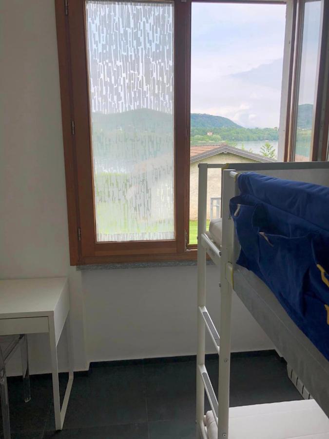 Casa Gaiani Villetta In Riva Al Lago Vista Mozzafiato Варано-Борги Экстерьер фото
