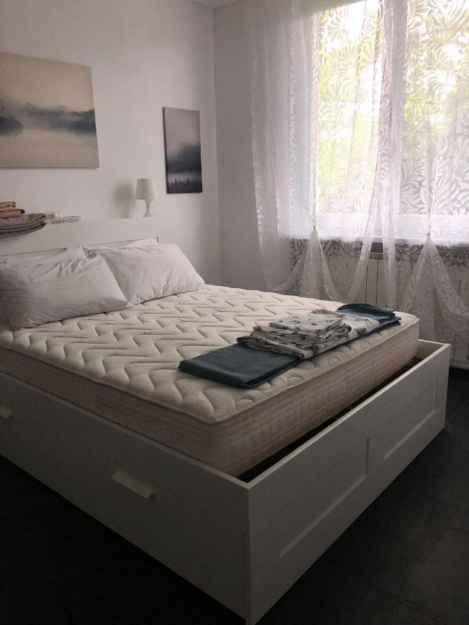 Casa Gaiani Villetta In Riva Al Lago Vista Mozzafiato Варано-Борги Экстерьер фото